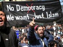 Συρία: «Η Τουρκία βοήθησε ισλαμιστές αντάρτες να καταλάβουν το Ιντλίμπ»