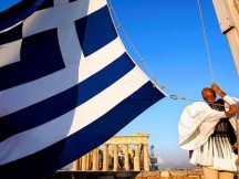 Γιατί είναι κυανόλευκη και έχει 9 λωρίδες; Διαβάστε την ιστορία της Ελληνικής Σημαίας! (ΦΩΤΟ)