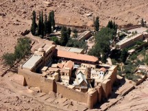 Επίθεση ισλαμιστών στο ελληνικό μοναστήρι της Αγίας Αικατερίνης στο Σινά – Απήγαγαν δύο μοναχούς