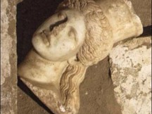 Αμφίπολη: Φήμες ότι βρέθηκε το άγαλμα της θεάς Νίκης στον Τύμβο Καστά. Το απόγευμα οι επίσημες ανακοινώσεις!!!